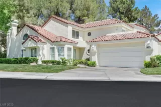 Photo #1: 2492376 Listing 