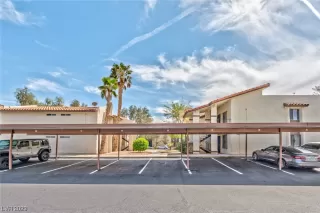 Photo #1: 2492392 Listing 