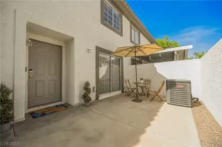 Photo #2: 2492395 Listing 