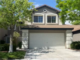 Photo #1: 2492433 Listing 