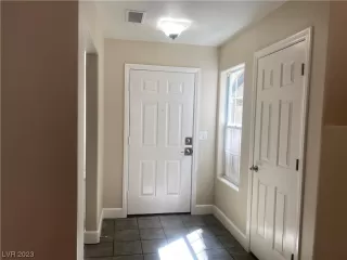 Photo #3: 2492433 Listing 