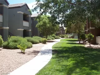 Photo #1: 2492482 Listing