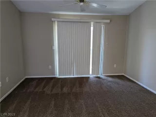 Photo #2: 2492482 Listing