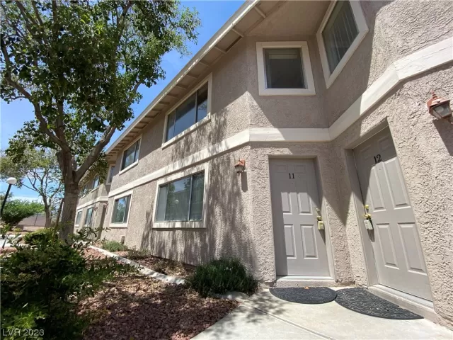 MLS: 2492511 Condo For Sale