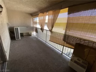 Photo #6: 2492511 Listing 