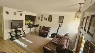 Photo #3: 2492538 Listing 