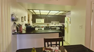 Photo #4: 2492538 Listing 
