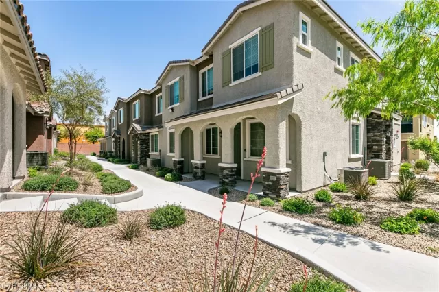 MLS: 2492540 Condo For Sale