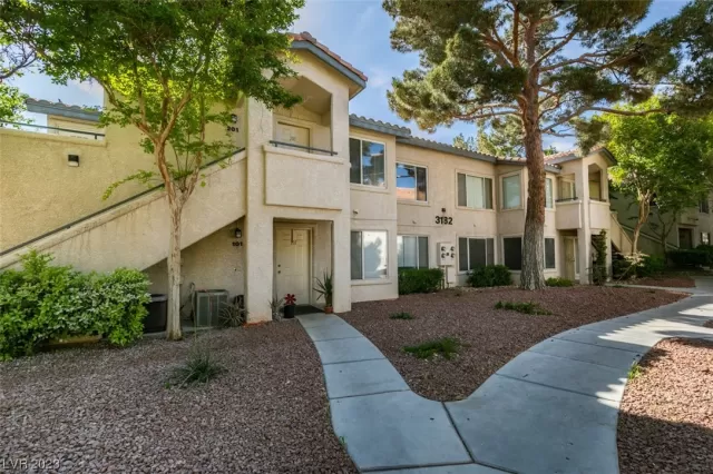 MLS: 2492631 Condo For Sale