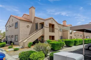 Photo #1: 2492676 Listing 