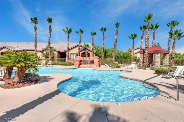 MLS: 2492680 Condo For Sale