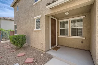 Photo #2: 2492695 Listing 