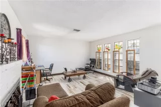 Photo #3: 2492704 Listing 