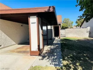 Photo #3: 2492710 Listing