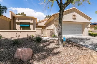 Photo #1: 2492722 Listing 