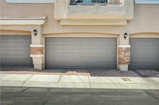 Photo #1: 2492758 Listing 