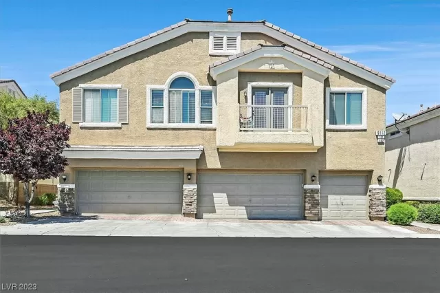 MLS: 2492884 Condo For Sale