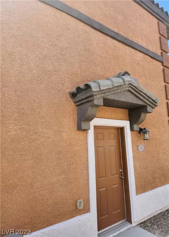 MLS: 2492891 Condo For Sale