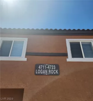 Photo #1: 2492891 Listing