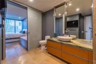 Photo #6: 2492895 Listing