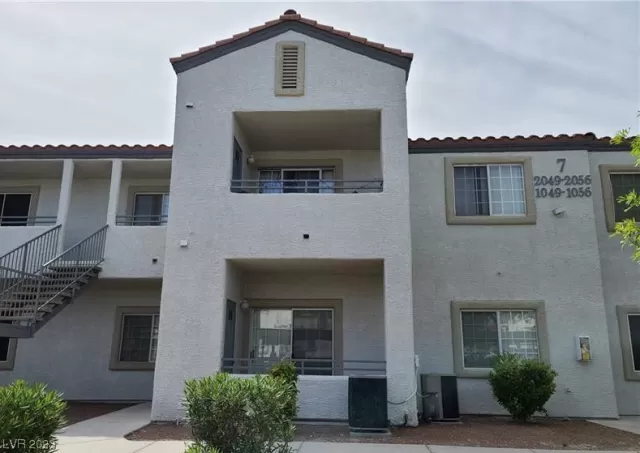 MLS: 2492940 Condo For Sale