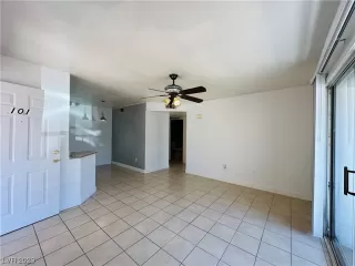 Photo #4: 2492964 Listing 