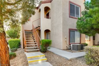 Photo #2: 2493087 Listing 
