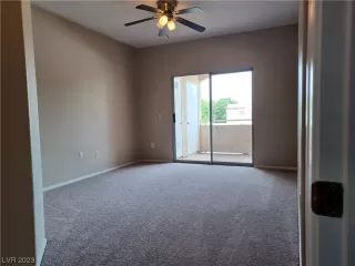 Photo #2: 2493111 Listing