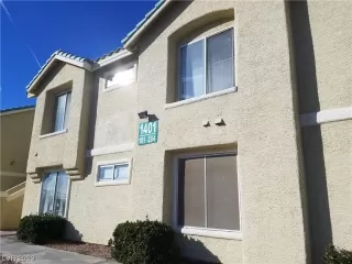 Photo #3: 2493118 Listing 