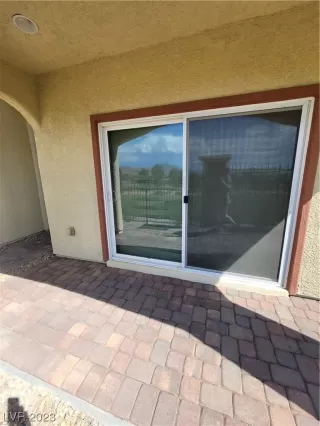 Photo #6: 2493129 Listing 