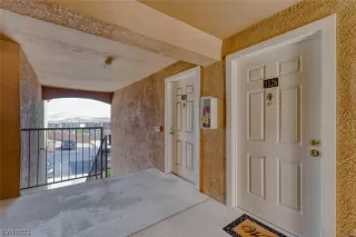 Photo #1: 2493130 Listing