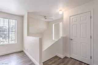 Photo #3: 2493144 Listing