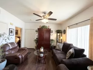 Photo #1: 2493176 Listing