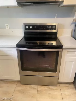 Photo #4: 2493195 Listing 