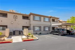 Photo #1: 2493259 Listing 