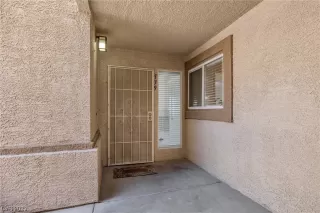 Photo #3: 2493259 Listing 