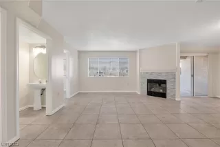 Photo #6: 2493259 Listing 