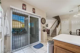 Photo #6: 2493385 Listing 