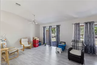 Photo #3: 2493401 Listing