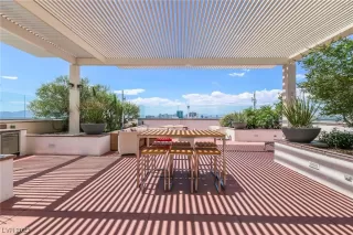 Photo #1: 2493432 Listing 