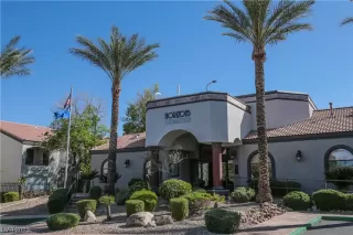 Photo #3: 2493477 Listing 