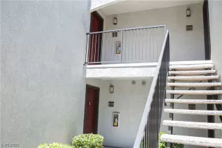 Photo #4: 2493477 Listing 