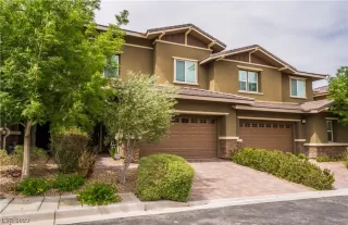 Photo #1: 2493489 Listing