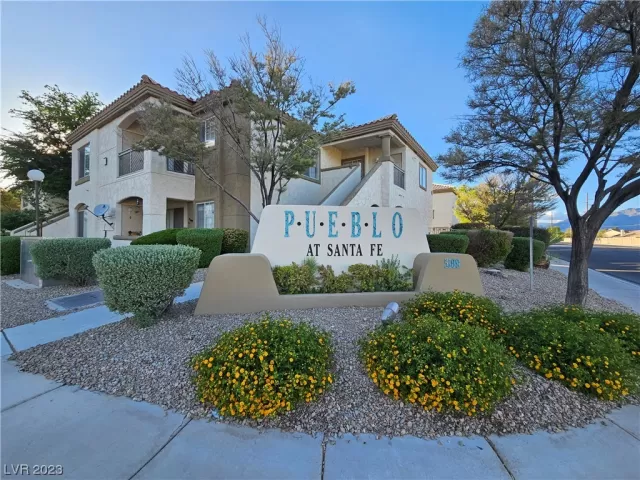 MLS: 2493513 Condo For Sale