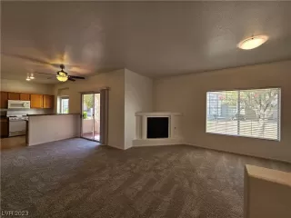 Photo #4: 2493513 Listing
