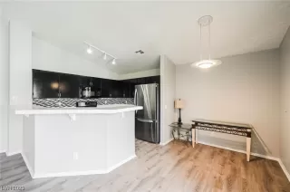 Photo #6: 2493546 Listing 