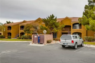 Photo #1: 2493588 Listing 