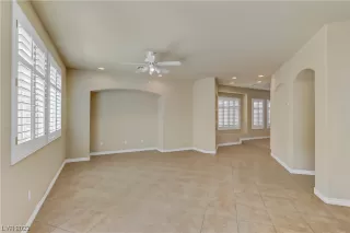 Photo #6: 2493607 Listing 