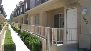 Photo #1: 2493646 Listing 