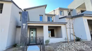 Photo #2: 2493672 Listing